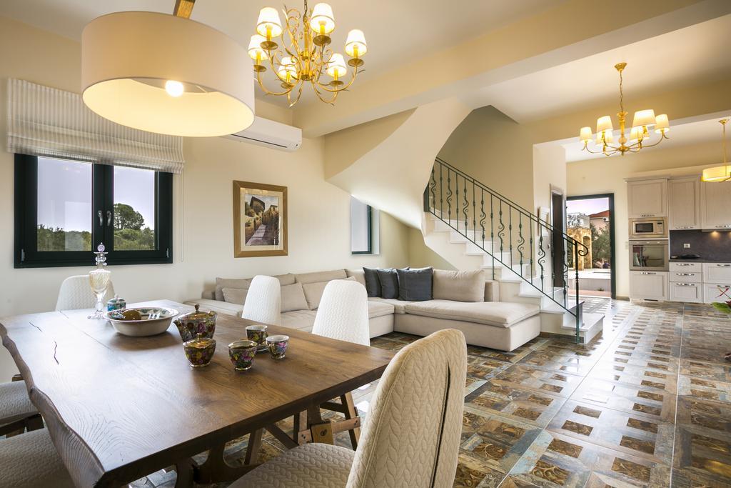 Pleiades Luxury Villa سفوروناتا المظهر الخارجي الصورة